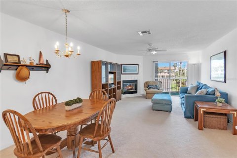 Adosado en venta en Tierra Verde, Florida, 3 dormitorios, 147.25 m2 № 1724685 - foto 8