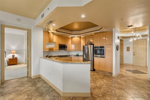 Condo in Fort Myers, Florida, 3 bedrooms  № 1863406 - photo 15