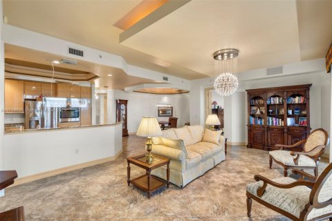 Condo in Fort Myers, Florida, 3 bedrooms  № 1863406 - photo 11