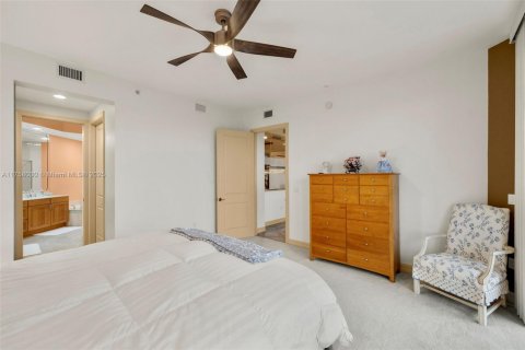 Condo in Fort Myers, Florida, 3 bedrooms  № 1863406 - photo 24