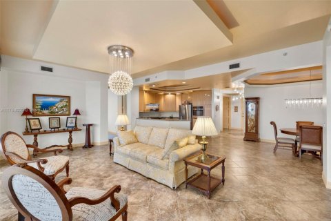 Condo in Fort Myers, Florida, 3 bedrooms  № 1863406 - photo 10