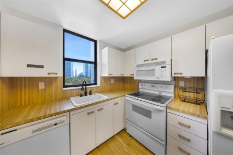Condominio en alquiler en Aventura, Florida, 2 dormitorios, 96.9 m2 № 2085949 - foto 13