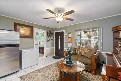 Villa ou maison à vendre à Winter Springs, Floride: 4 chambres, 184.23 m2 № 1899349 - photo 3