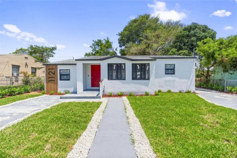 Villa ou maison à vendre à Miami, Floride: 3 chambres, 121.61 m2 № 2289111 - photo 18
