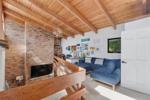 Villa ou maison à vendre à Miami Shores, Floride: 3 chambres, 275.64 m2 № 2250445 - photo 30