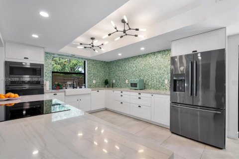 Villa ou maison à vendre à Miami Shores, Floride: 3 chambres, 275.64 m2 № 2250445 - photo 25