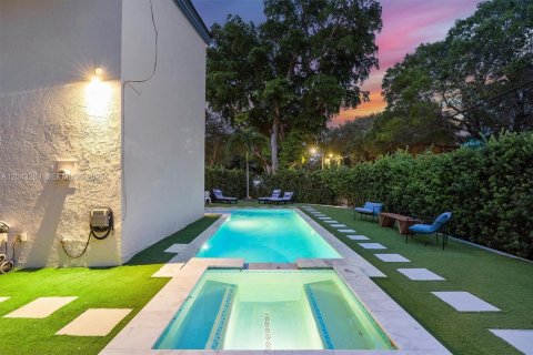 Villa ou maison à vendre à Miami Shores, Floride: 3 chambres, 275.64 m2 № 2250445 - photo 5