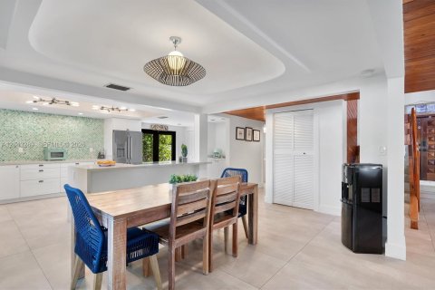 Villa ou maison à vendre à Miami Shores, Floride: 3 chambres, 275.64 m2 № 2250445 - photo 22