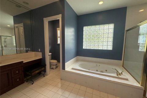 Casa en alquiler en Palmetto Bay, Florida, 4 dormitorios, 337.61 m2 № 2079203 - foto 25