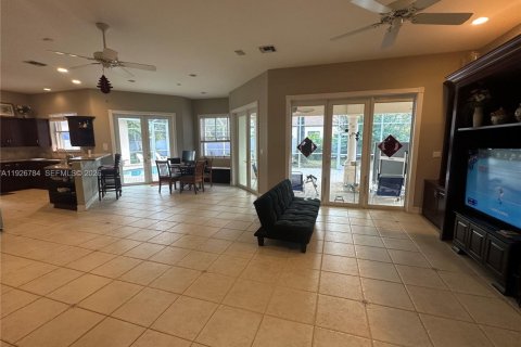 Casa en alquiler en Palmetto Bay, Florida, 4 dormitorios, 337.61 m2 № 2079203 - foto 14