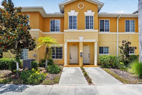 Townhouse in Venice, Florida 2 bedrooms, 142.98 sq.m. № 2117989