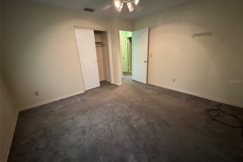 House in Kissimmee, Florida 3 bedrooms, 132.29 sq.m. № 2201073 - photo 19