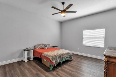 House in Lakeland, Florida 4 bedrooms, 182.09 sq.m. № 1901900 - photo 15