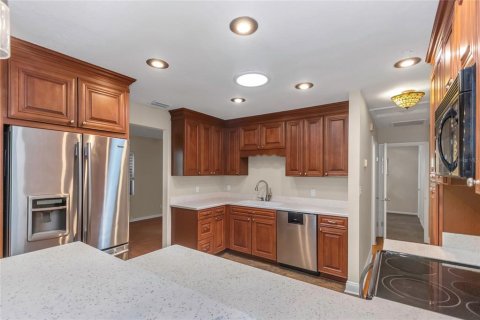 Casa en alquiler en Tampa, Florida, 3 dormitorios, 137.96 m2 № 1878056 - foto 18
