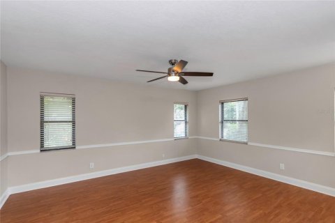 Casa en alquiler en Tampa, Florida, 3 dormitorios, 137.96 m2 № 1878056 - foto 10