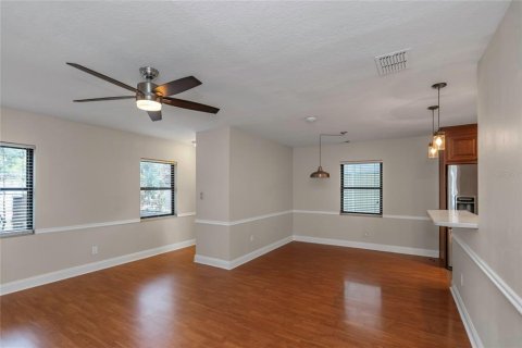 Casa en alquiler en Tampa, Florida, 3 dormitorios, 137.96 m2 № 1878056 - foto 9