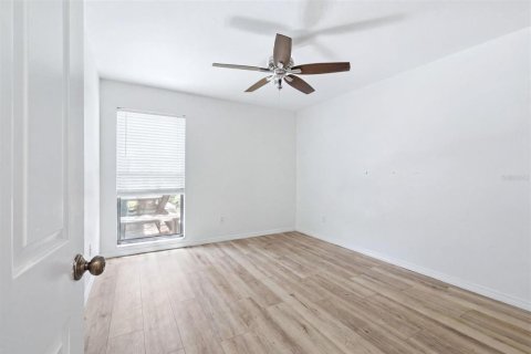 Villa ou maison à vendre à Sarasota, Floride: 2 chambres, 135.27 m2 № 2137179 - photo 12