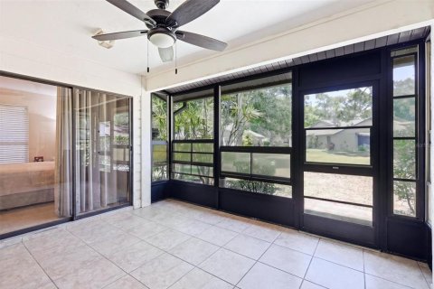 Villa ou maison à vendre à Sarasota, Floride: 2 chambres, 135.27 m2 № 2137179 - photo 15