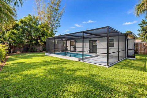 Villa ou maison à vendre à Merrit Island, Floride: 3 chambres, 119.1 m2 № 2415375 - photo 2