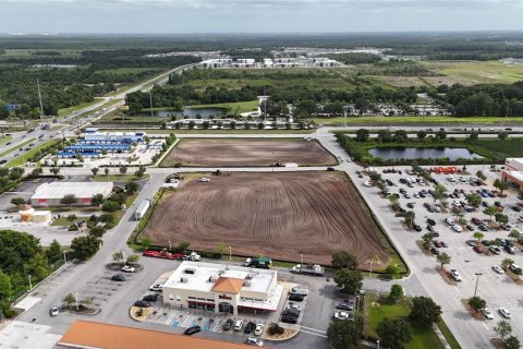 Commercial property in Kissimmee, Florida № 2114193 - photo 4