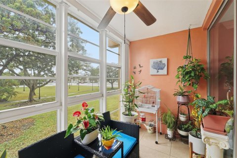 Condominio en venta en Tamarac, Florida, 2 dormitorios, 81.75 m2 № 2084496 - foto 14