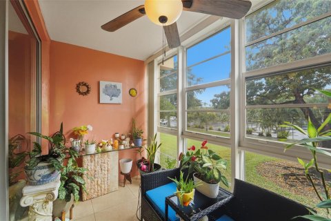 Condominio en venta en Tamarac, Florida, 2 dormitorios, 81.75 m2 № 2084496 - foto 13