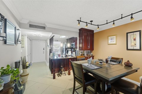 Condominio en venta en Tamarac, Florida, 2 dormitorios, 81.75 m2 № 2084496 - foto 5