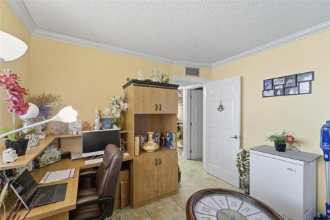 Condominio en venta en Tamarac, Florida, 2 dormitorios, 81.75 m2 № 2084496 - foto 10