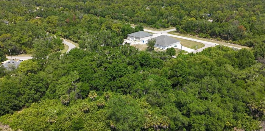 Land in Port Charlotte, Florida № 2160794