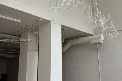 Propiedad comercial en venta en Miami Beach, Florida № 2054670 - foto 4