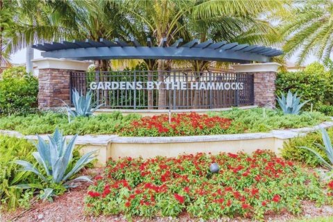 Adosado en Miami, Florida 3 dormitorios, 157.93 m2 № 2042742