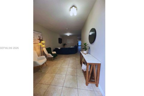 Adosado en alquiler en Miami, Florida, 3 dormitorios, 157.93 m2 № 2042742 - foto 7