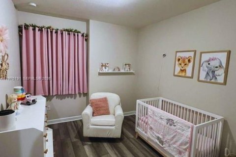 Adosado en alquiler en Miami, Florida, 3 dormitorios, 157.93 m2 № 2042742 - foto 20