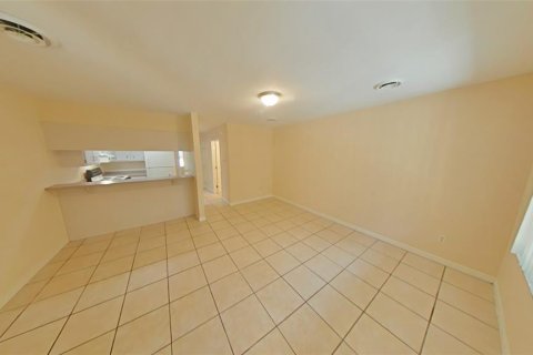 Apartamento en alquiler en Ocala, Florida, 1 dormitorio, 65.03 m2 № 1910440 - foto 3