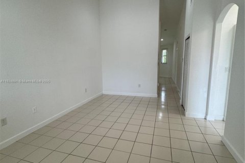 Copropriété à louer à Homestead, Floride: 2 chambres, 86.4 m2 № 2019089 - photo 11