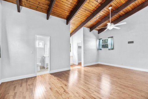 House in Delray Beach, Florida 2 bedrooms, 134.43 sq.m. № 2401243 - photo 21