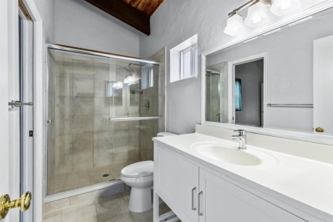 House in Delray Beach, Florida 2 bedrooms, 134.43 sq.m. № 2401243 - photo 23