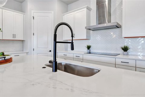 Casa en venta en Orlando, Florida, 4 dormitorios, 272.3 m2 № 2420629 - foto 21