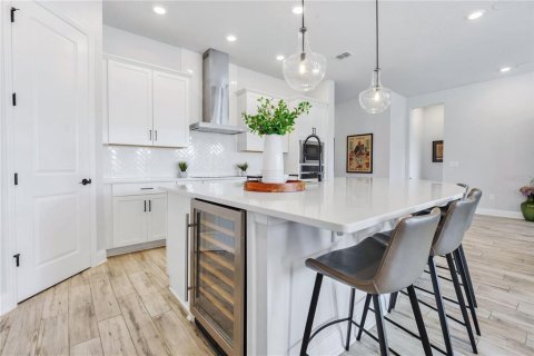 Casa en venta en Orlando, Florida, 4 dormitorios, 272.3 m2 № 2420629 - foto 10