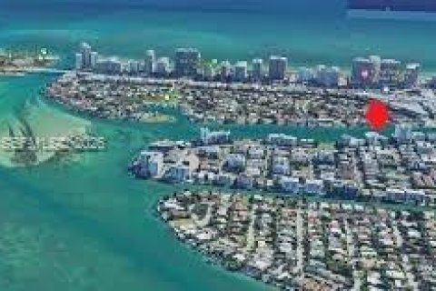 Condo in Bay Harbor Islands, Florida, 1 bedroom  № 2029694 - photo 9