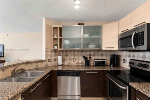 Condo in Aventura, Florida, 1 bedroom  № 2176334 - photo 8