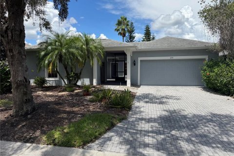 House in Kissimmee, Florida 3 bedrooms, 214.79 sq.m. № 1885649 - photo 1