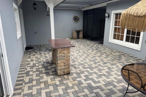 House in Kissimmee, Florida 3 bedrooms, 214.79 sq.m. № 1885649 - photo 6