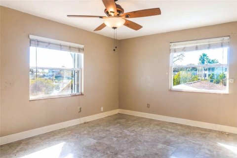 Casa en venta en Palm Harbor, Florida, 2 dormitorios, 131.92 m2 № 2117131 - foto 11