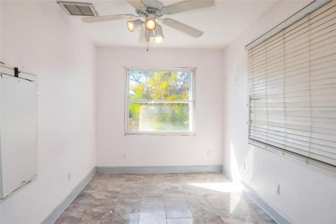 Casa en venta en Palm Harbor, Florida, 2 dormitorios, 131.92 m2 № 2117131 - foto 15
