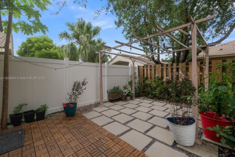 House in Weston, Florida 3 bedrooms, 150.04 sq.m. № 1821715 - photo 21