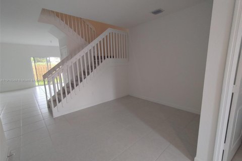 Touwnhouse à louer à Coral Springs, Floride: 3 chambres, 158.49 m2 № 1966582 - photo 7