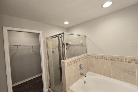 Villa ou maison à louer à Winter Haven, Floride: 4 chambres, 148.64 m2 № 2381077 - photo 10