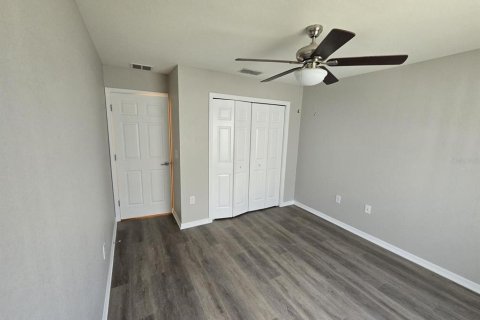 Villa ou maison à louer à Winter Haven, Floride: 4 chambres, 148.64 m2 № 2381077 - photo 7
