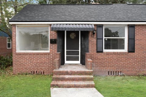 House in Jacksonville, Florida 3 bedrooms, 95.13 sq.m. № 2387163 - photo 2